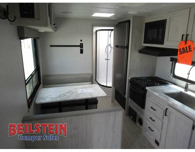2022 East to West Silver Lake 25KRB Travel Trailer at Beilstein Camper Sales STOCK# 009807 Photo 9