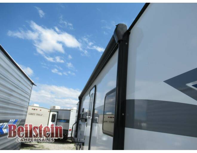 2023 Salem 33TSX Platinum Travel Trailer at Beilstein Camper Sales STOCK# 070355 Photo 7